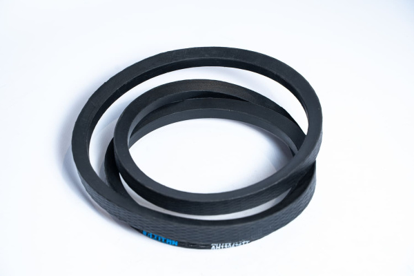 AH139436 КОМПЛЕКТ РЕМНЕЙ (2ШТ)