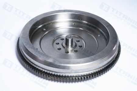 RE526326 МАХОВИК