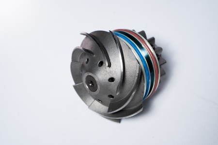 SE501228 ВОДЯНОЙ НАСОС ВОССТАНОВЛЕННЫЙ