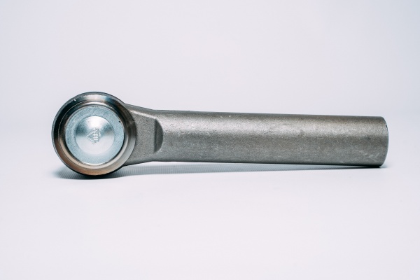 AL209601 КОНЕЦ ПОПЕР. РУЛЕВ. ТЯГИ