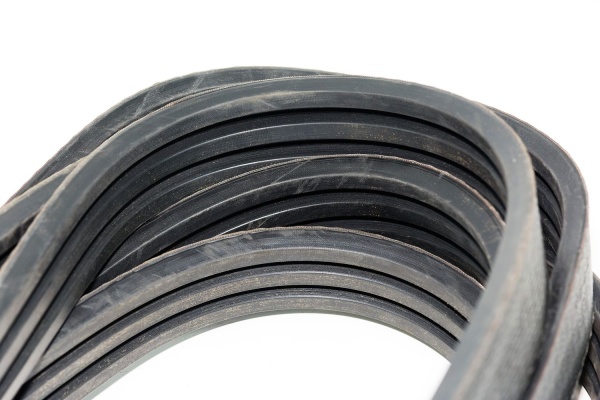 HXE12425 КЛИНОВОЙ РЕМЕНЬ