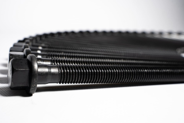 DZ110495 ВИНТ С ГОЛОВКОЙ