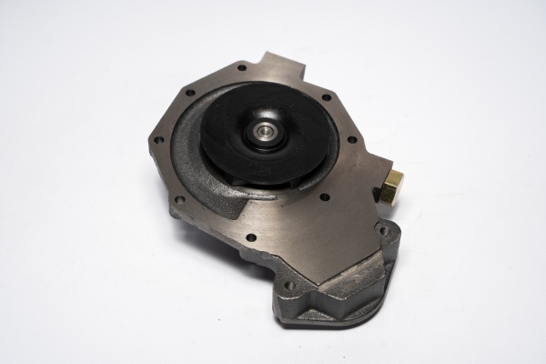 RE546917 ВОДЯНОЙ НАСОС